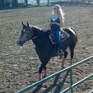 Meet your Posher, Katie